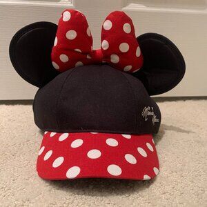 Official Disneyland  Minnie Mousear adult baseball cap/hat, Polka dot